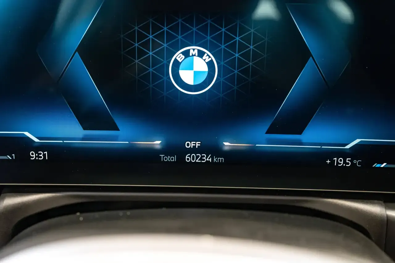BMW 320 - 21