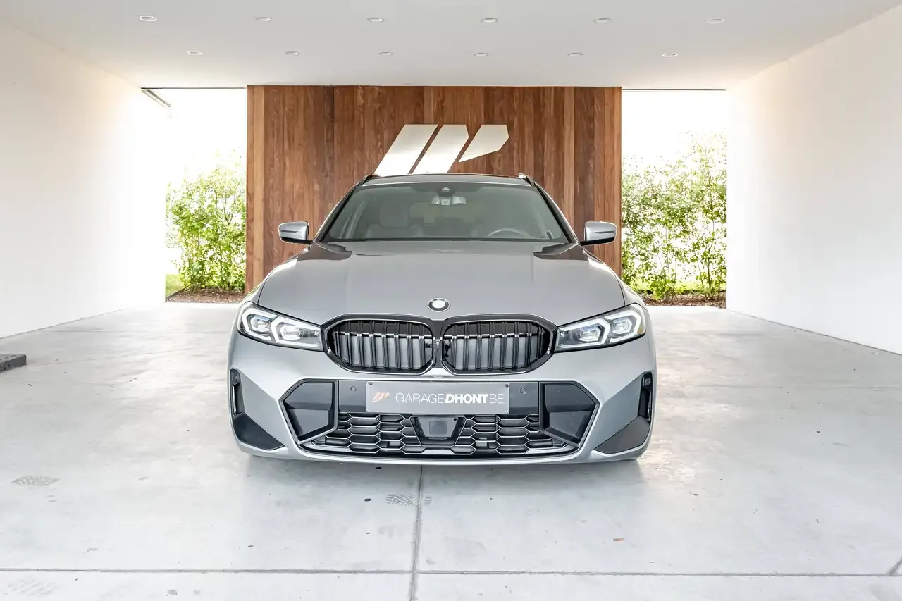 BMW 320 - 6
