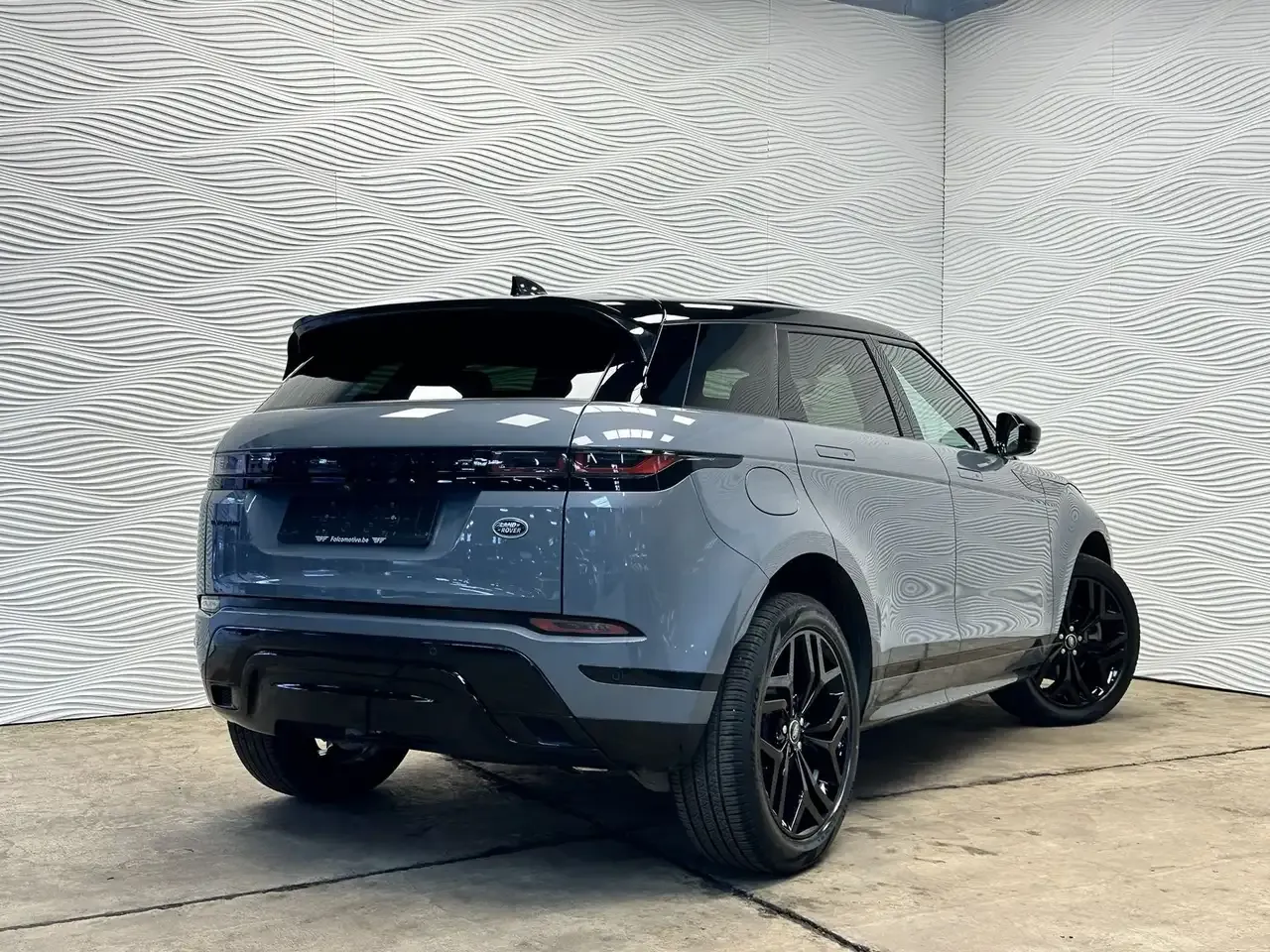 Land Rover Range Rover Evoque - 11