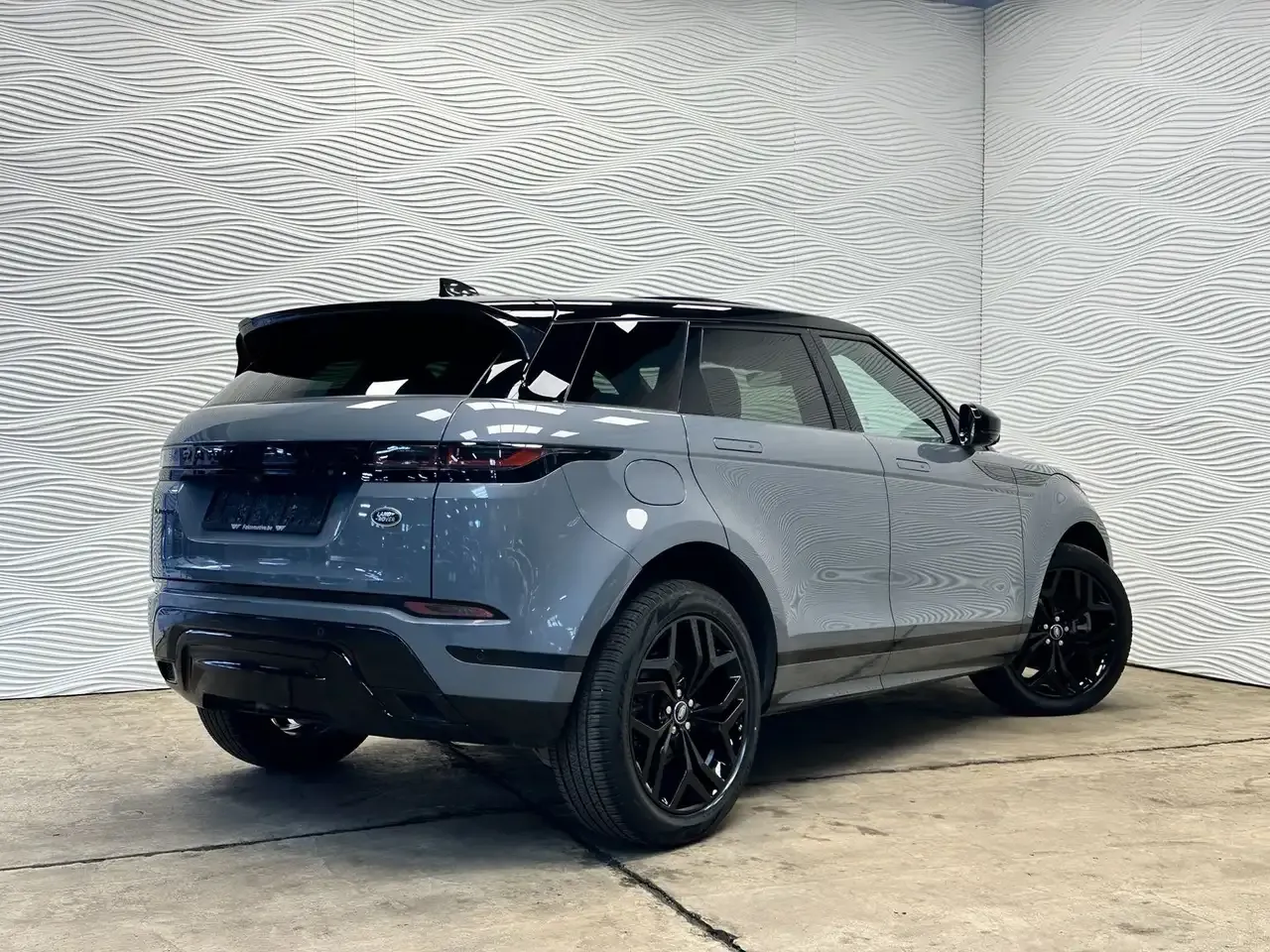 Land Rover Range Rover Evoque - 12