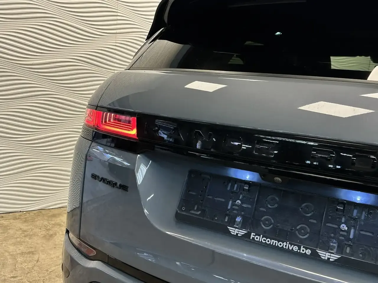 Land Rover Range Rover Evoque - 15