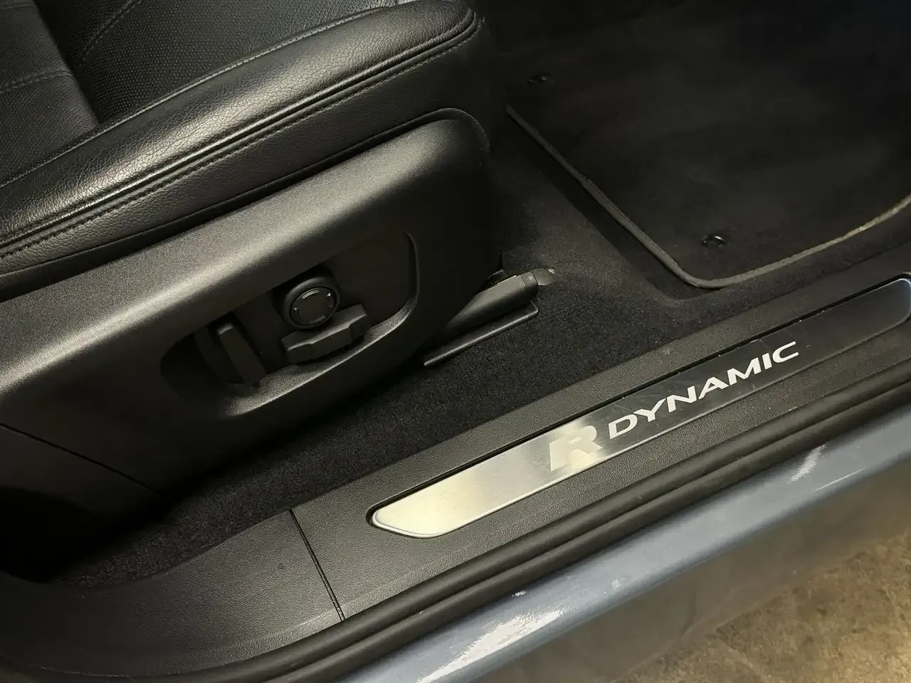 Land Rover Range Rover Evoque - 34