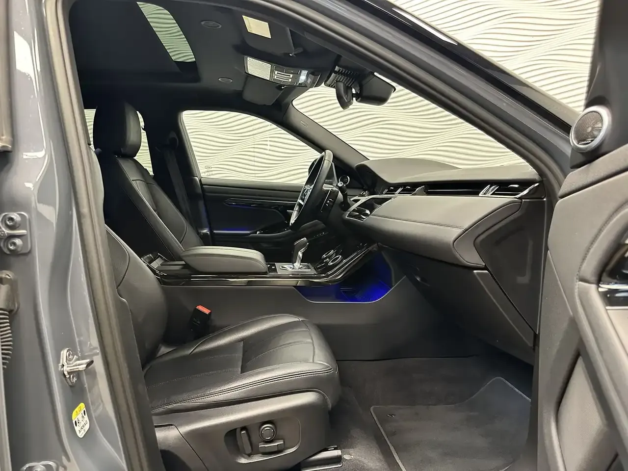 Land Rover Range Rover Evoque - 37