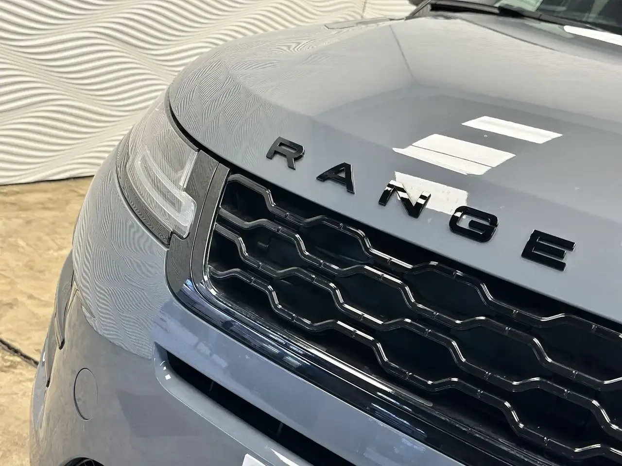 Land Rover Range Rover Evoque - 8