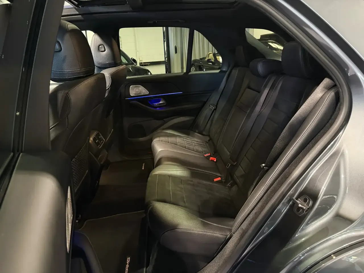 Mercedes-Benz GLE 400 - 35