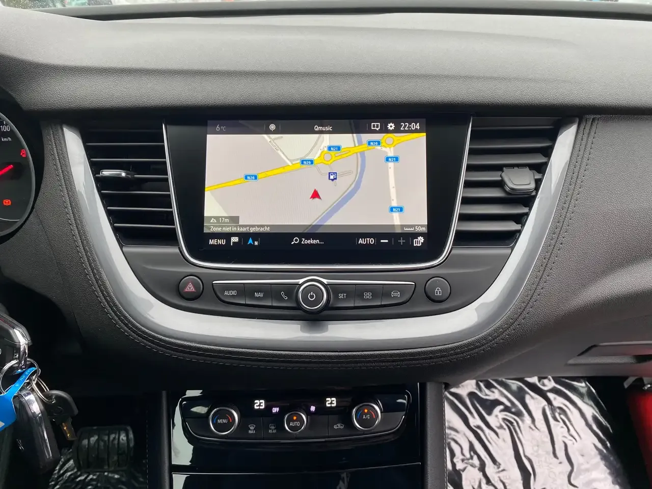 Opel Grandland X - 11