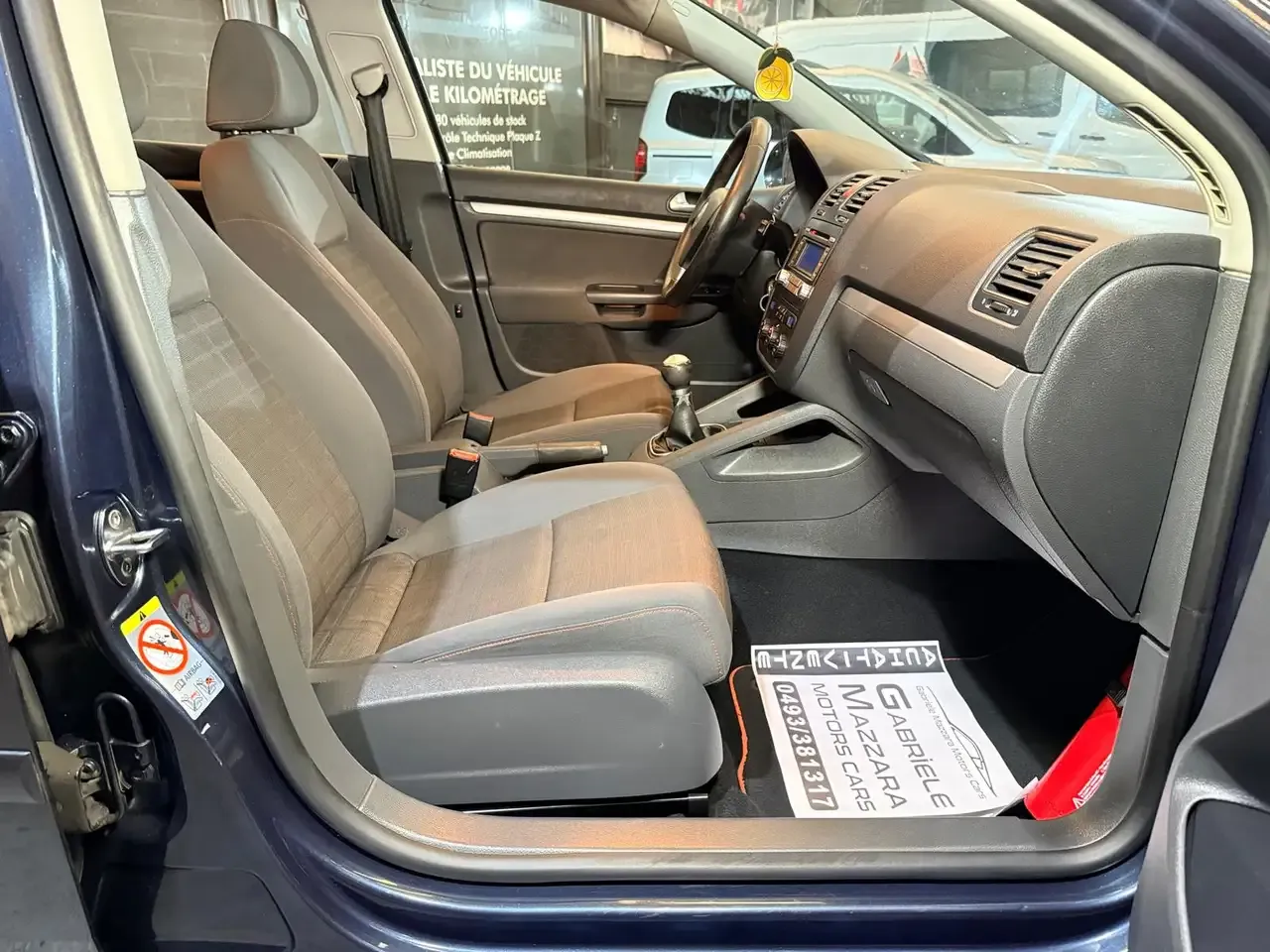 Volkswagen Golf - 14