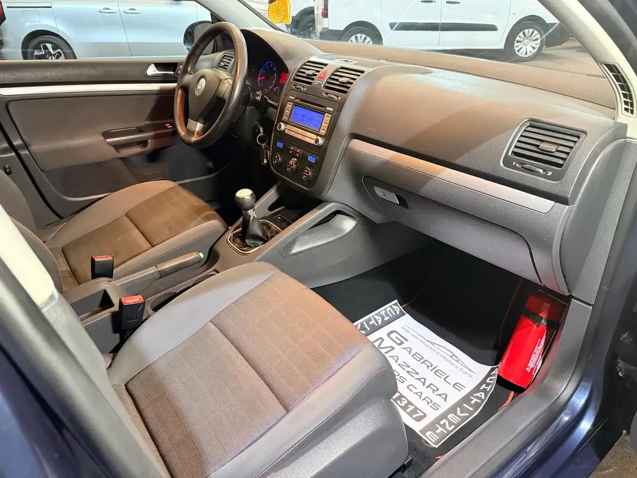 Volkswagen Golf - 17