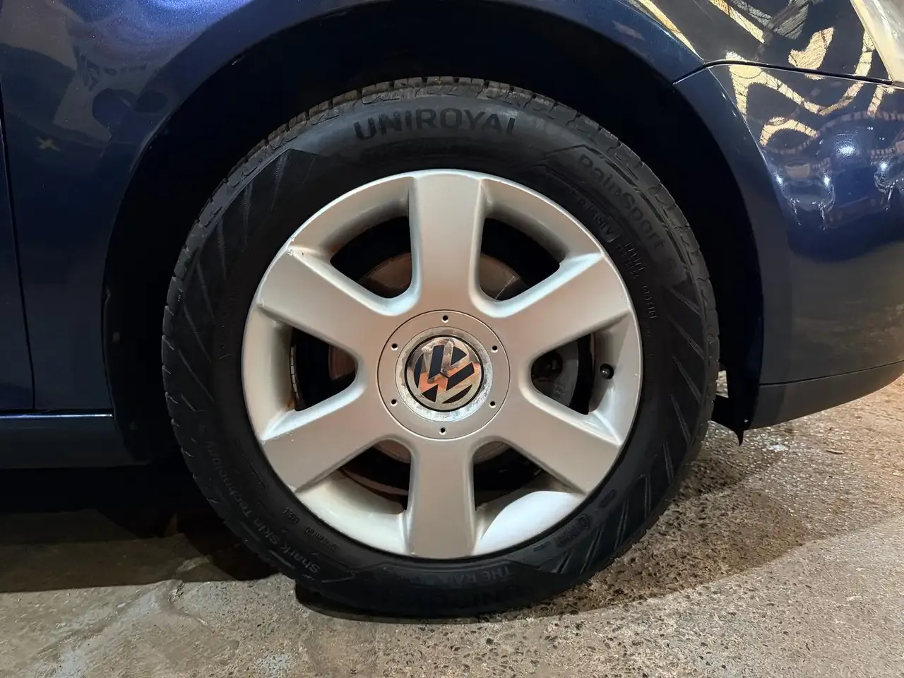 Volkswagen Golf - 28
