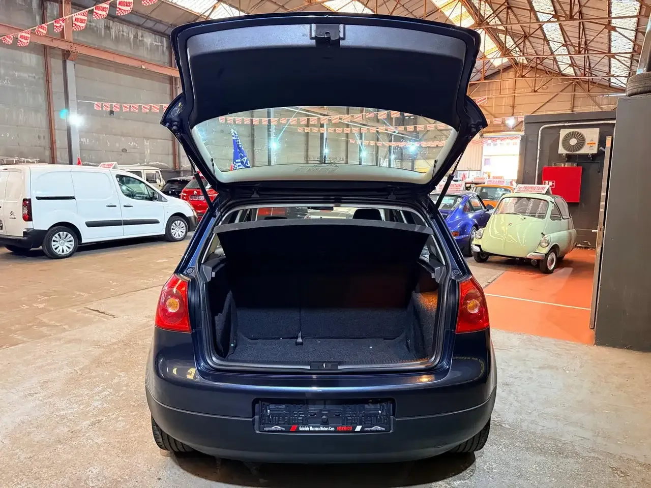 Volkswagen Golf - 9