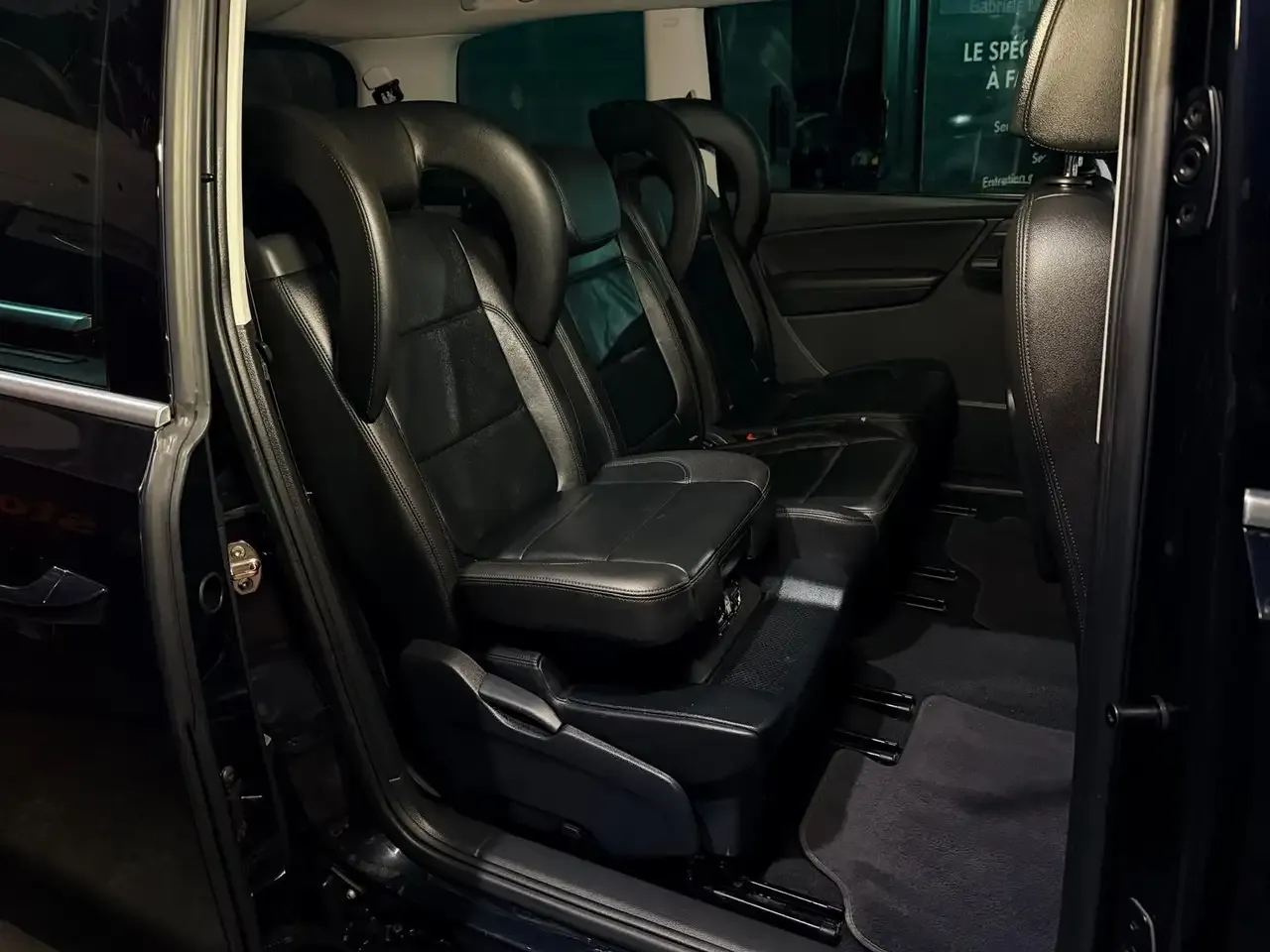 Volkswagen Sharan - 29