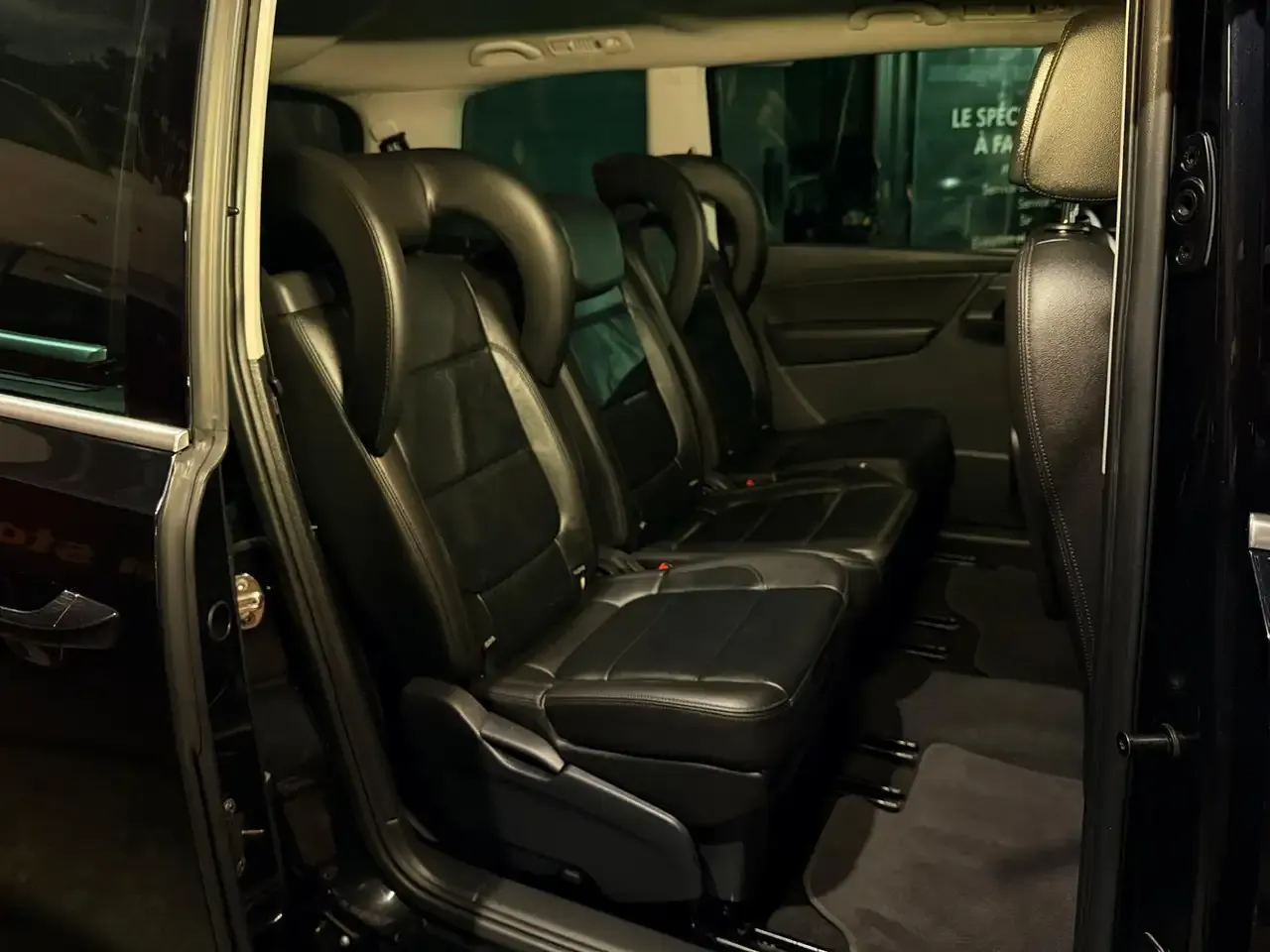 Volkswagen Sharan - 30