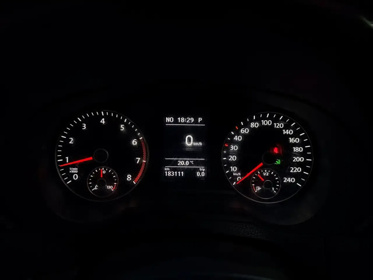Volkswagen Sharan - 38