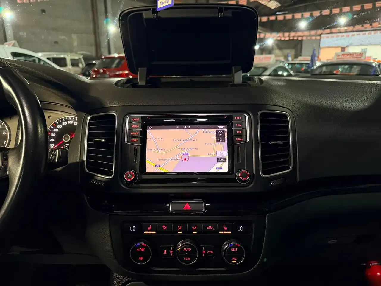 Volkswagen Sharan - 39