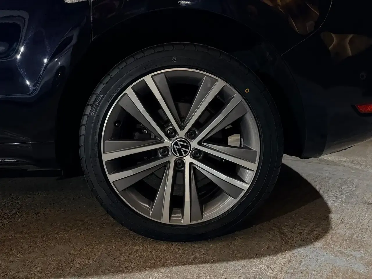 Volkswagen Sharan - 48