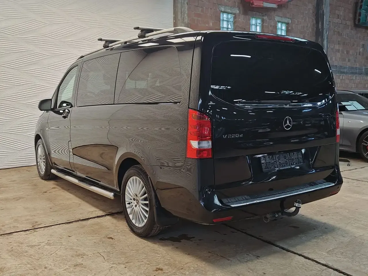 Mercedes-Benz V 220 - 15