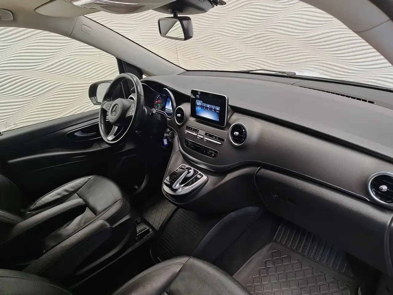 Mercedes-Benz V 220 - 27