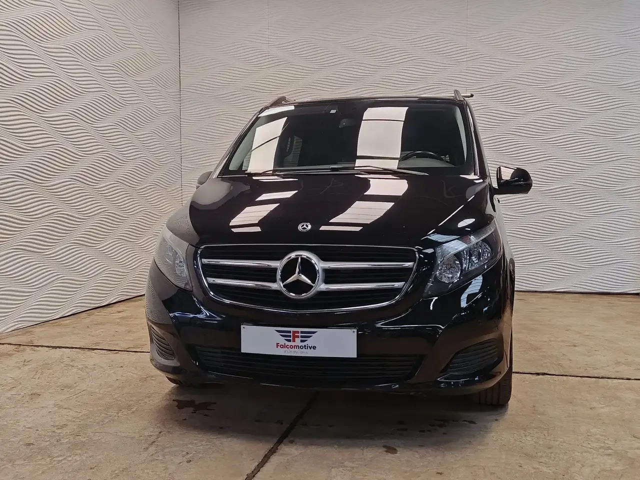 Mercedes-Benz V 220 - 5
