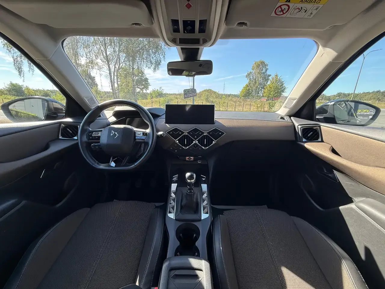 DS Automobiles DS 3 Crossback - 25