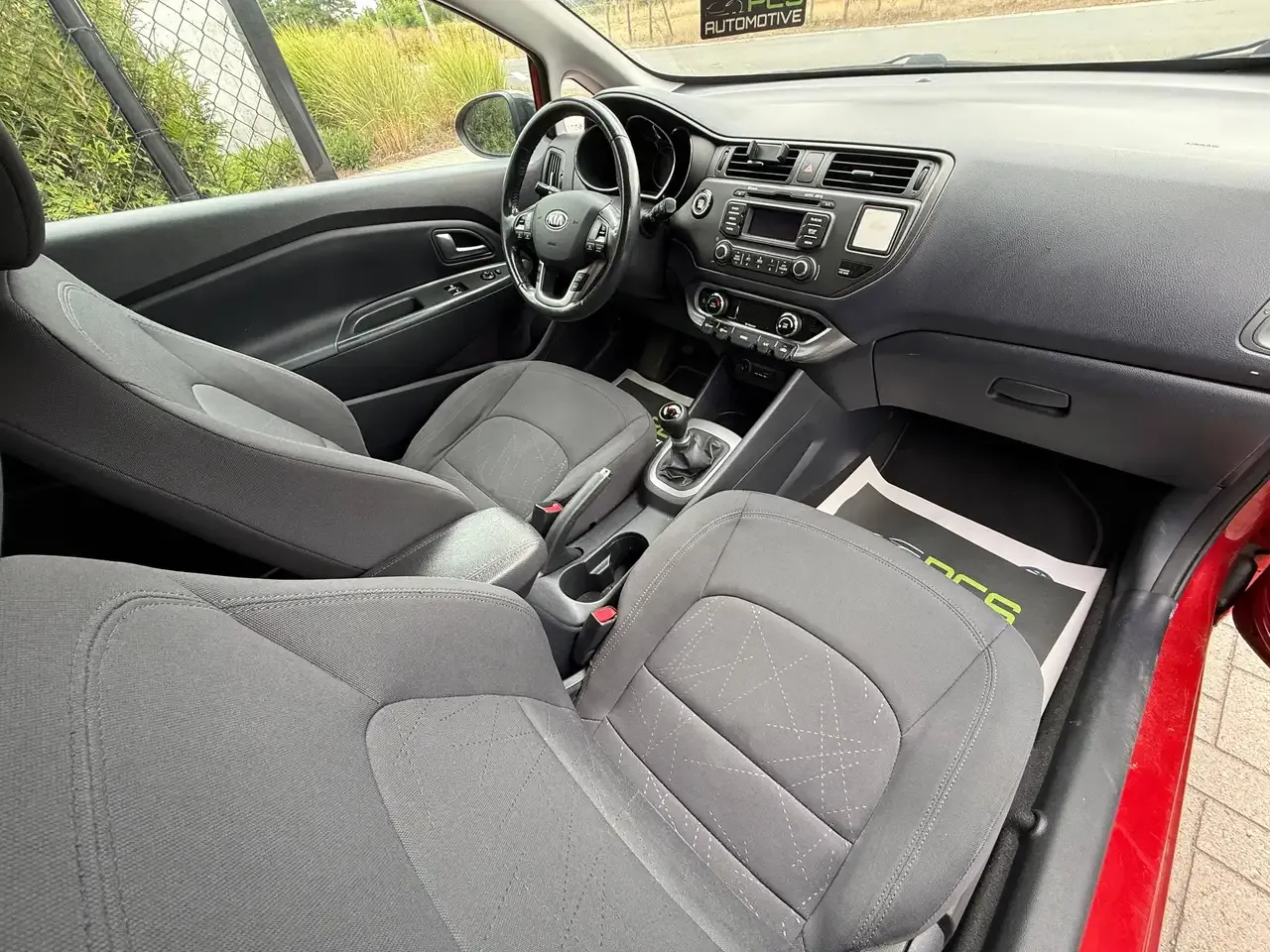 Kia Rio - 14