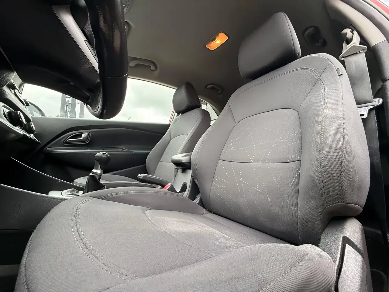 Kia Rio - 21