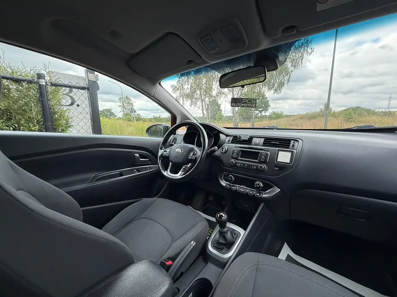 Kia Rio - 24