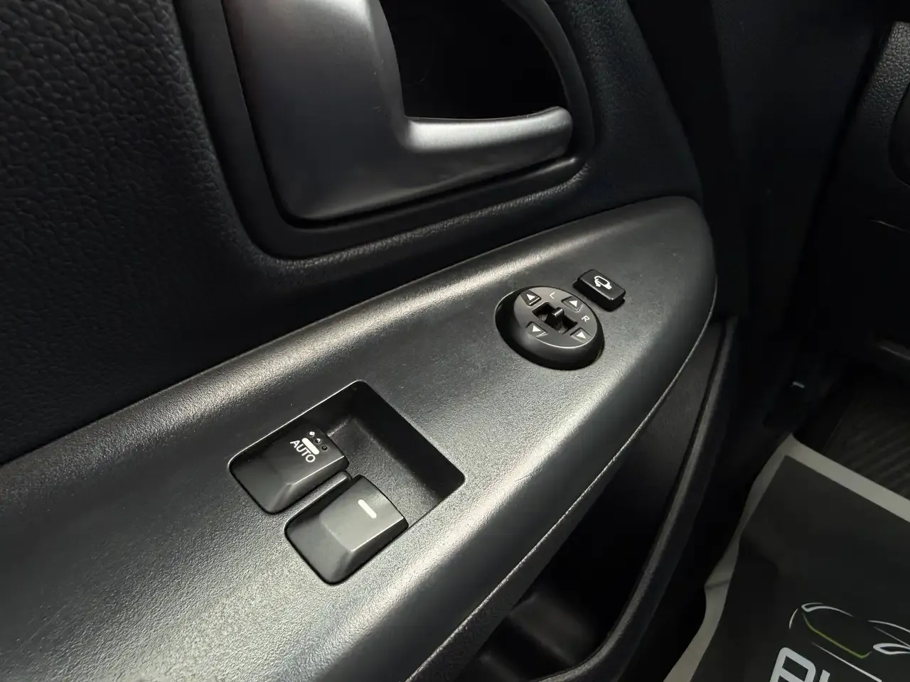 Kia Rio - 28