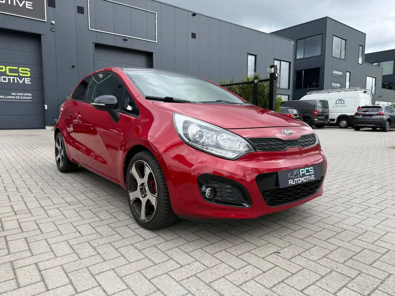 Kia Rio - 3