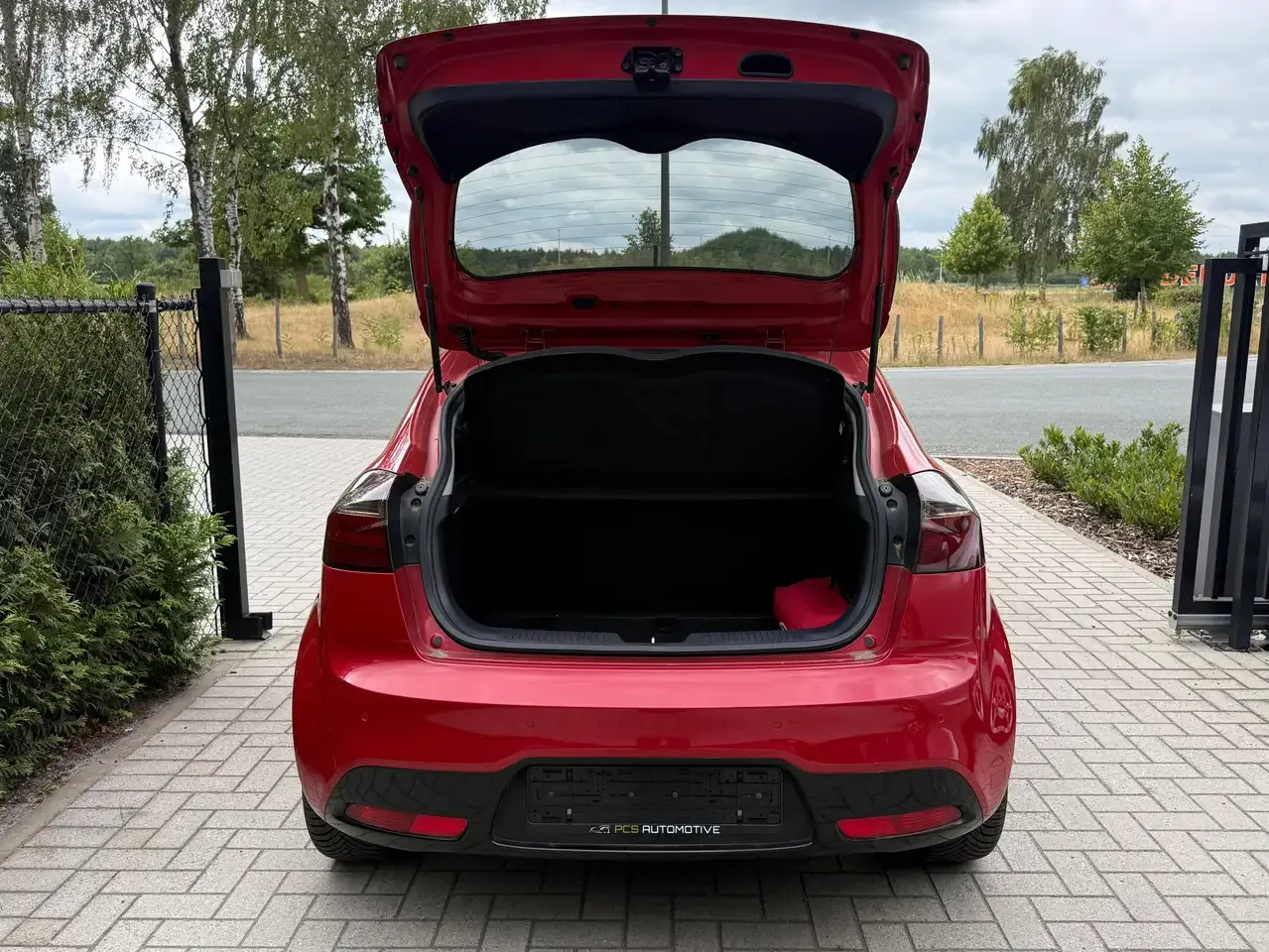 Kia Rio - 8