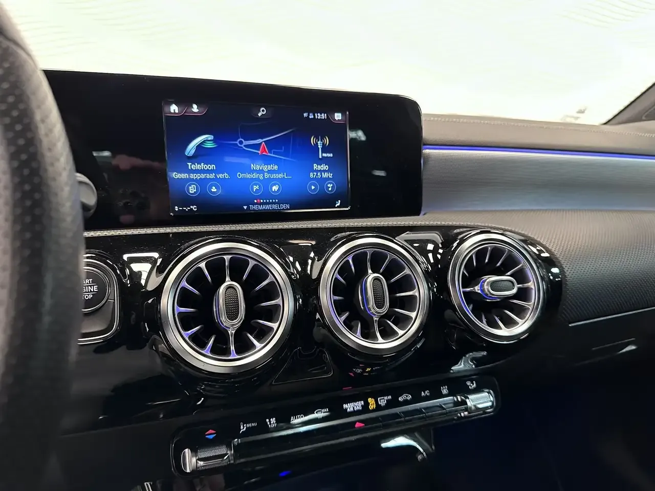 Mercedes-Benz CLA 250 - 19