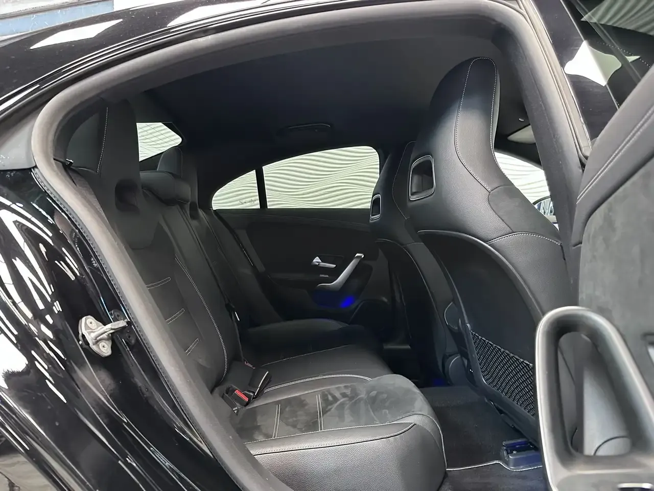 Mercedes-Benz CLA 250 - 26