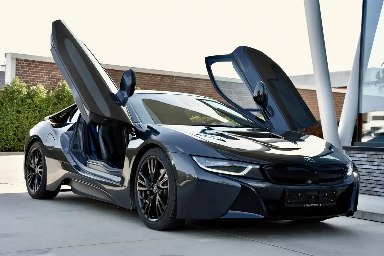 BMW i8 - 1