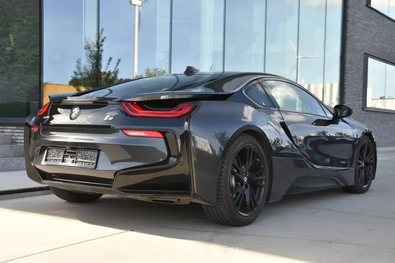 BMW i8 - 12