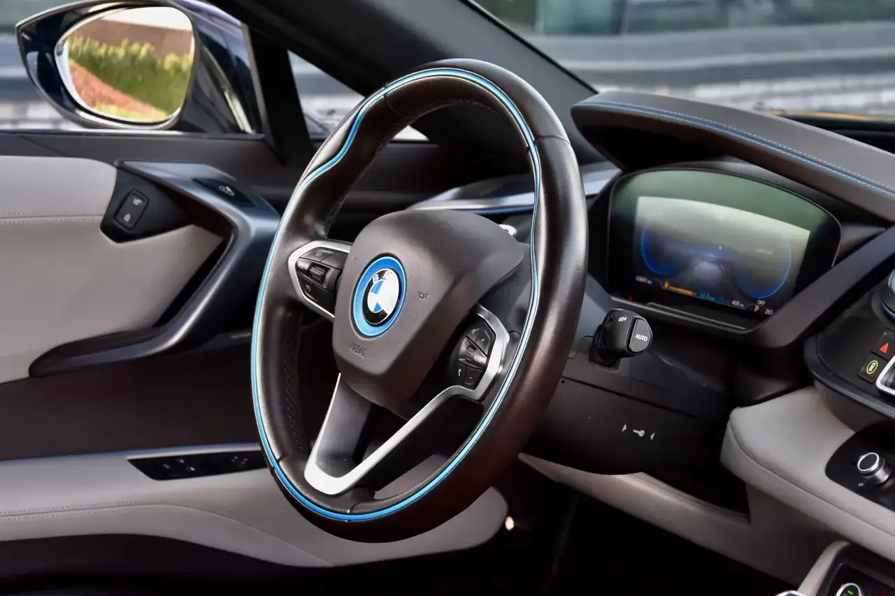 BMW i8 - 8