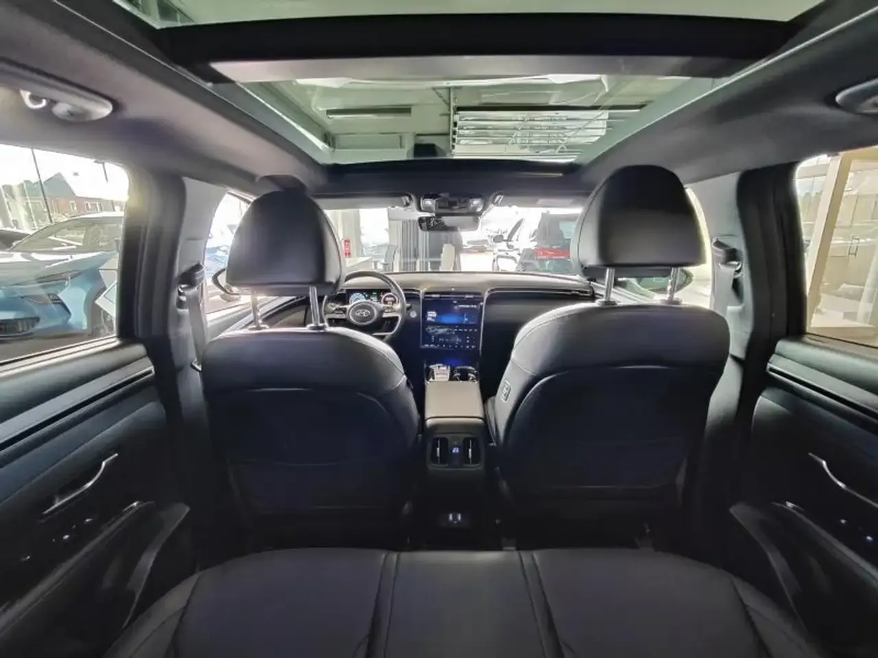 Hyundai TUCSON - 12