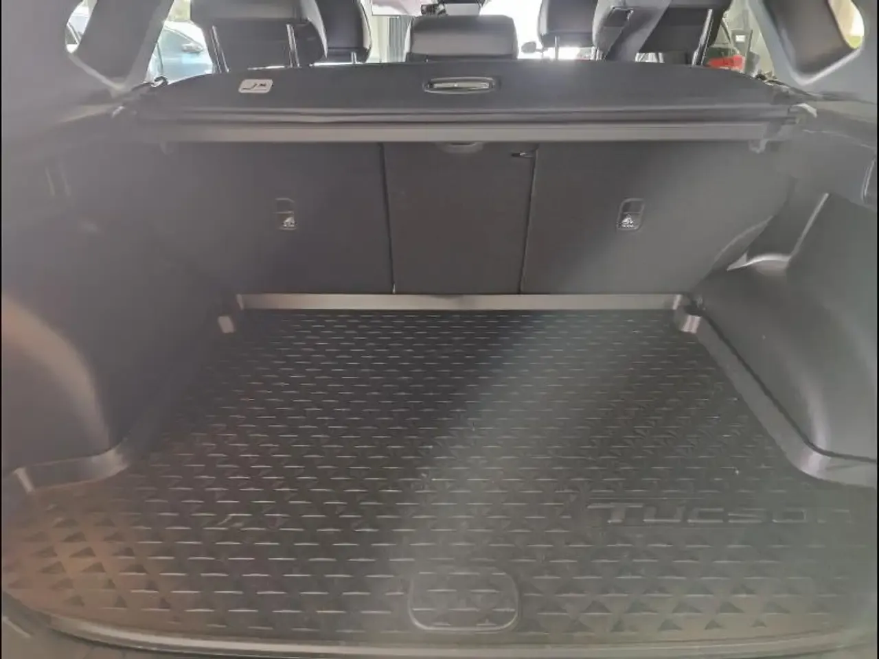 Hyundai TUCSON - 25