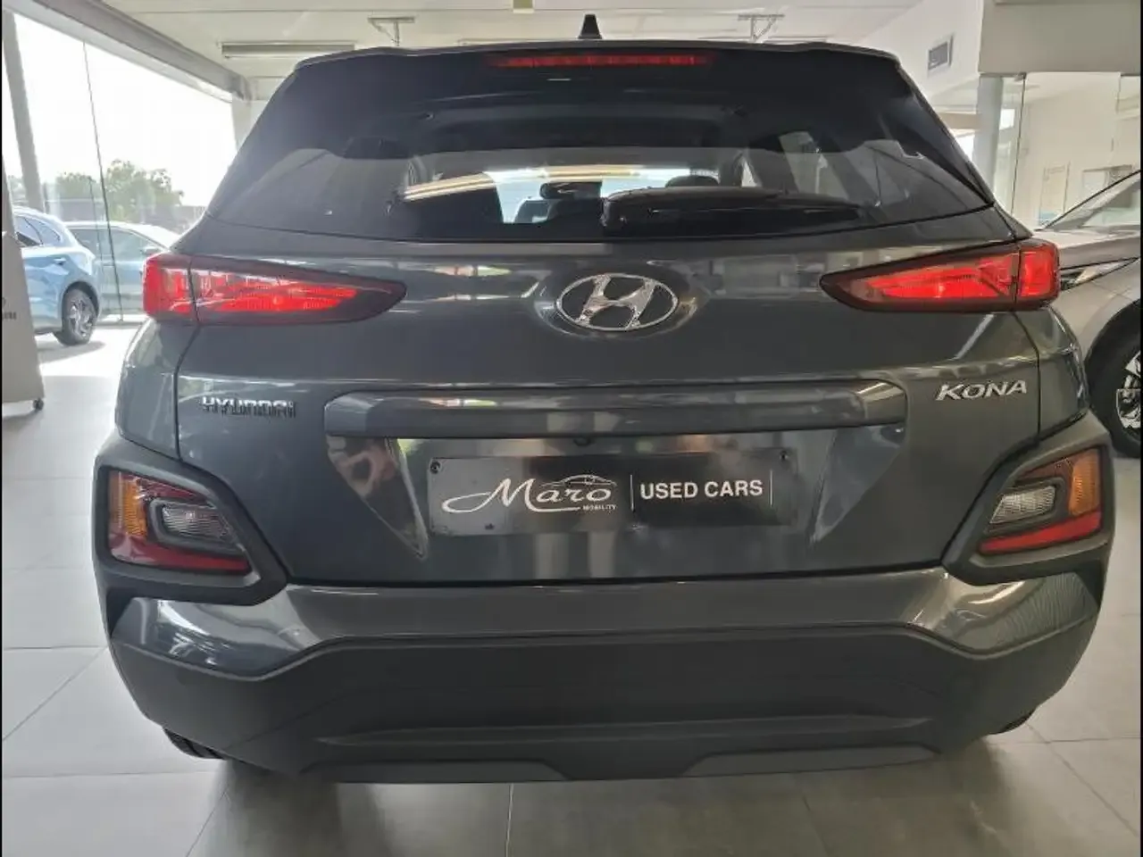 Hyundai KONA - 11