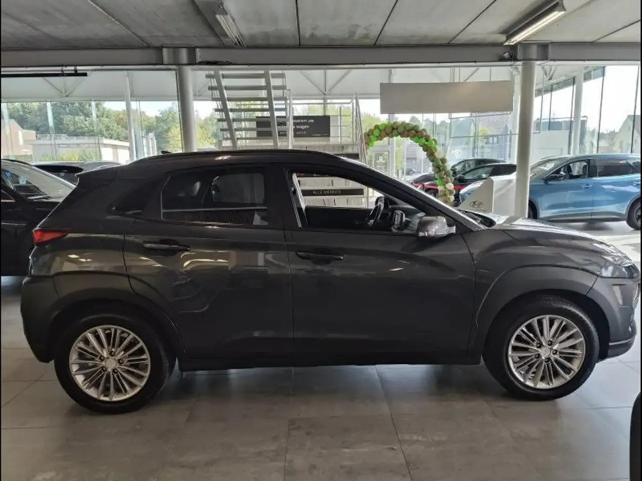 Hyundai KONA - 30