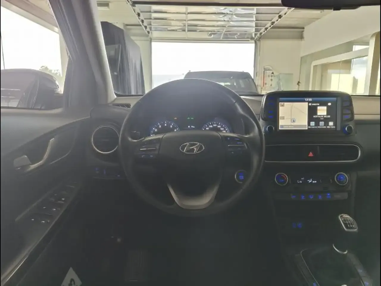Hyundai KONA - 3