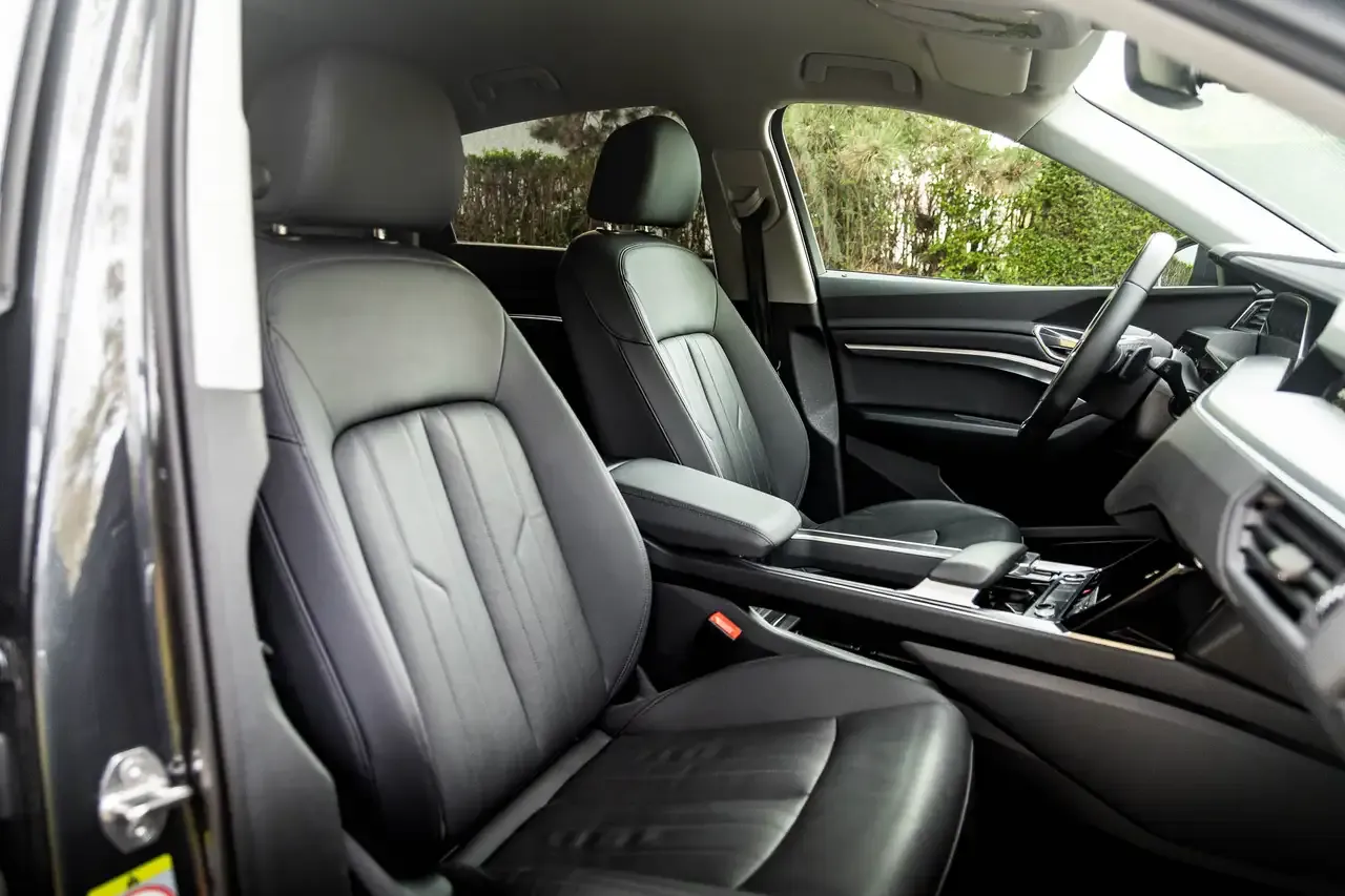 Audi e-tron - 22