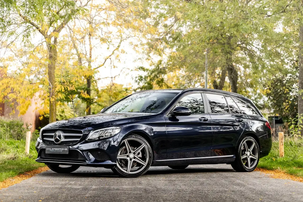 Mercedes-Benz C 180 - 3