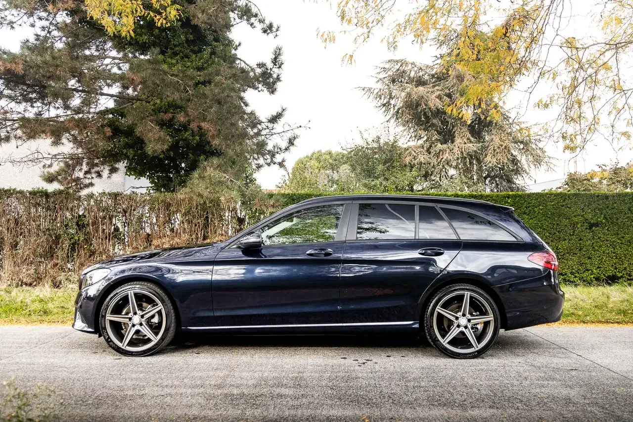 Mercedes-Benz C 180 - 10