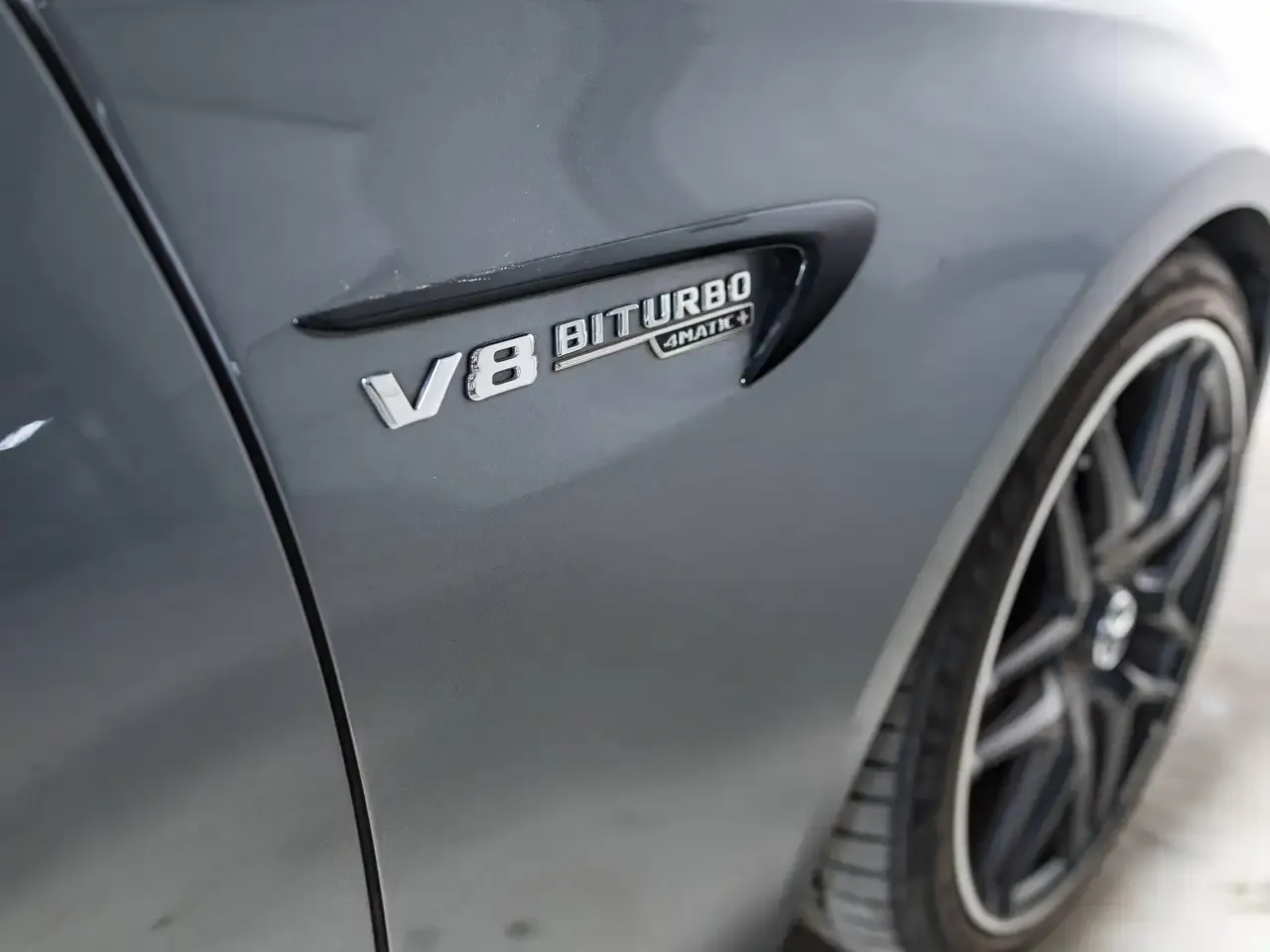 Mercedes-Benz E 63 AMG - 15