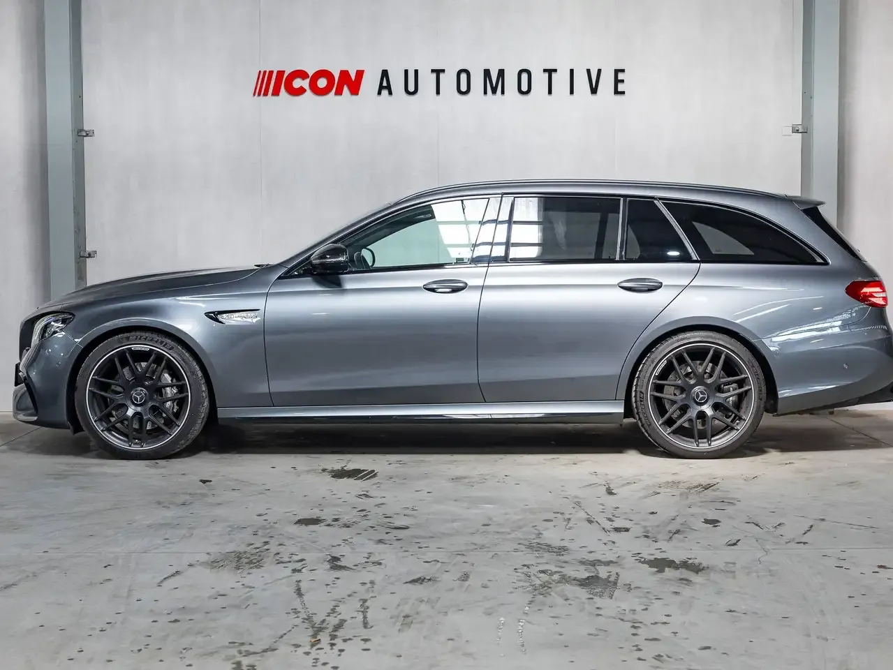 Mercedes-Benz E 63 AMG - 4