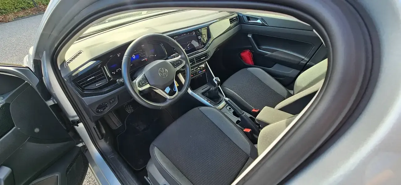 Volkswagen Polo - 16