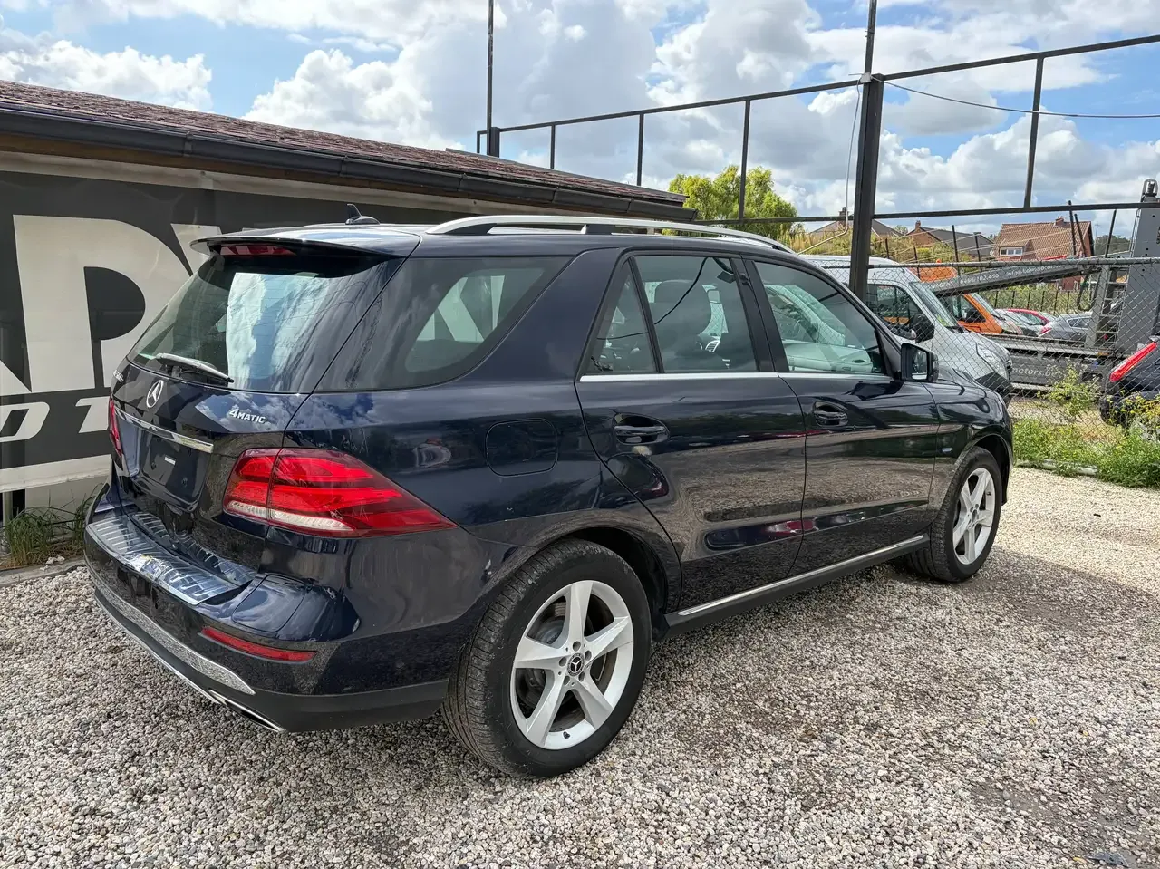 Mercedes-Benz GLE 500 - 4