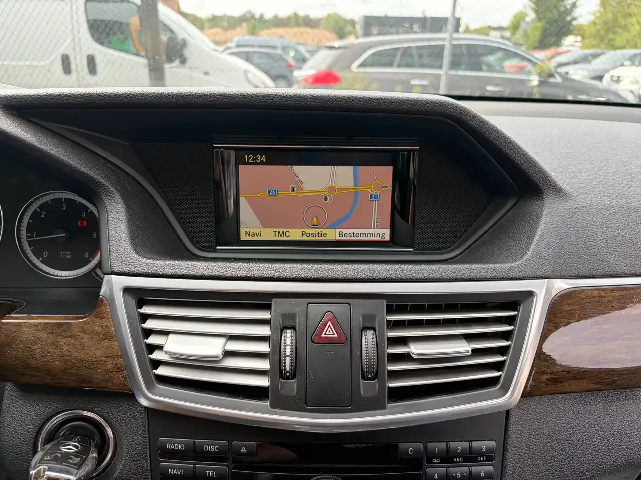 Mercedes-Benz E 200 - 17