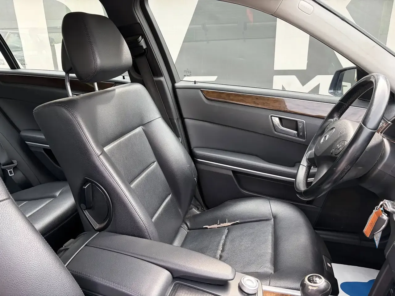 Mercedes-Benz E 200 - 10