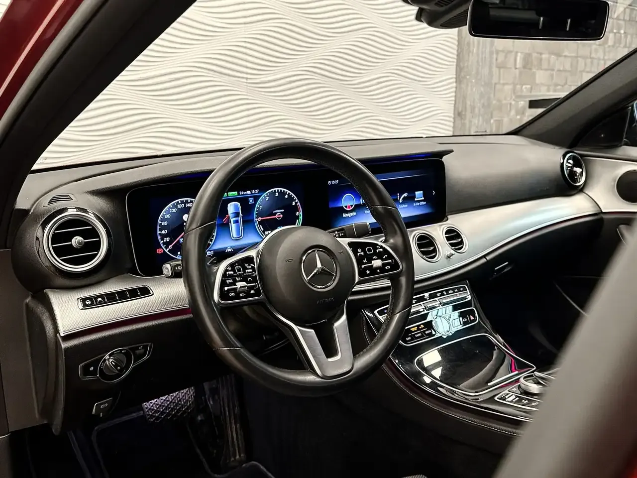 Mercedes-Benz E 300 - 25