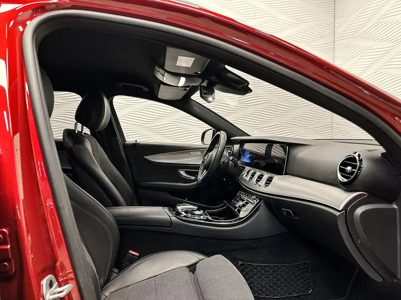 Mercedes-Benz E 300 - 42